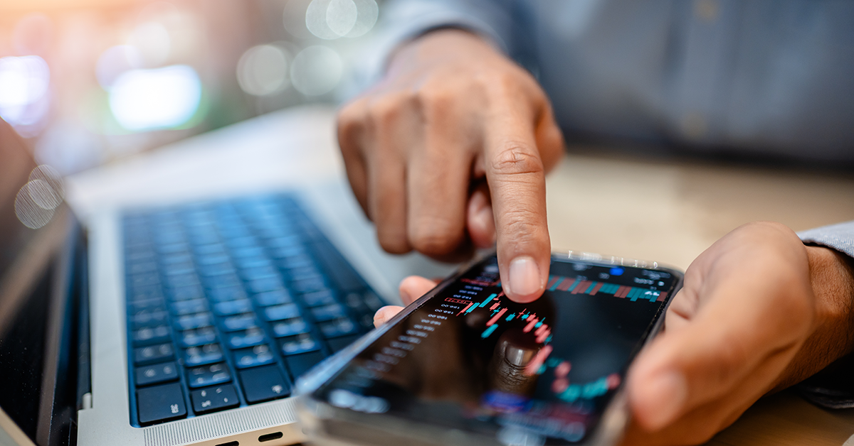 investing-laptop-phone